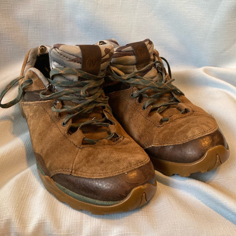 Men’s Merrell Chocolate Brown Performance Shoes 9